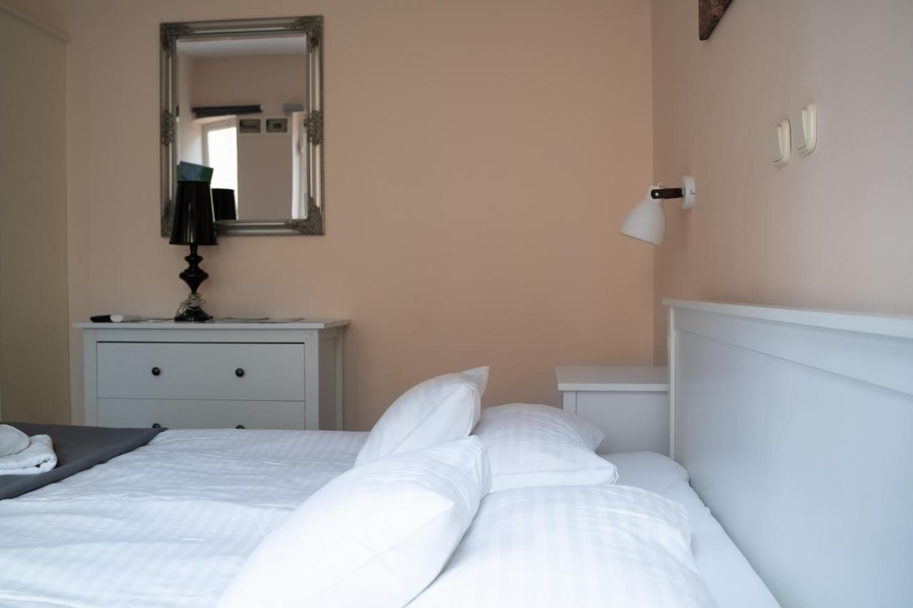 Accomo Apartmanház Siófok Eksteriør billede